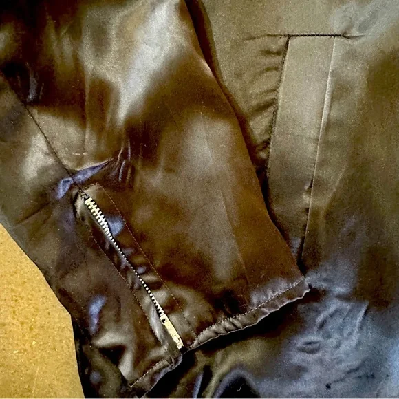 Vintage Satin Souvenir Dragon Jacket - Hawaii - Japan - Hong Kong - Philippines - Picture 13 of 13